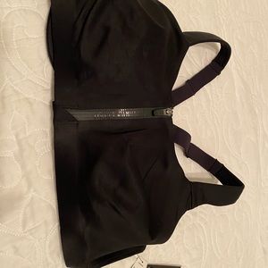 Victoria’s Secret New sports bra